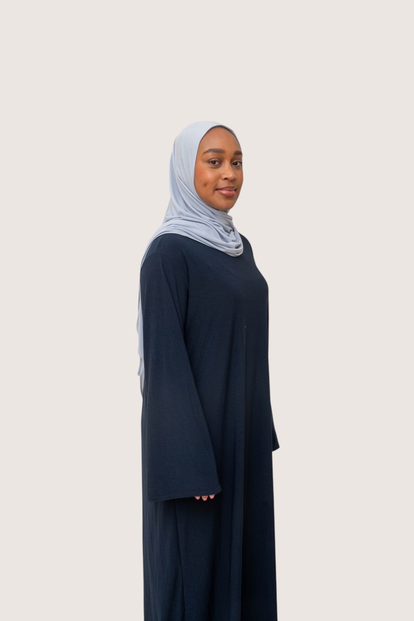 Signature Triangle Scarf  | Thalj Azraq