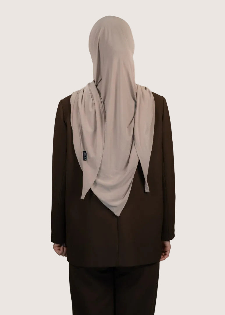 Signature Triangle Scarf | Rimal